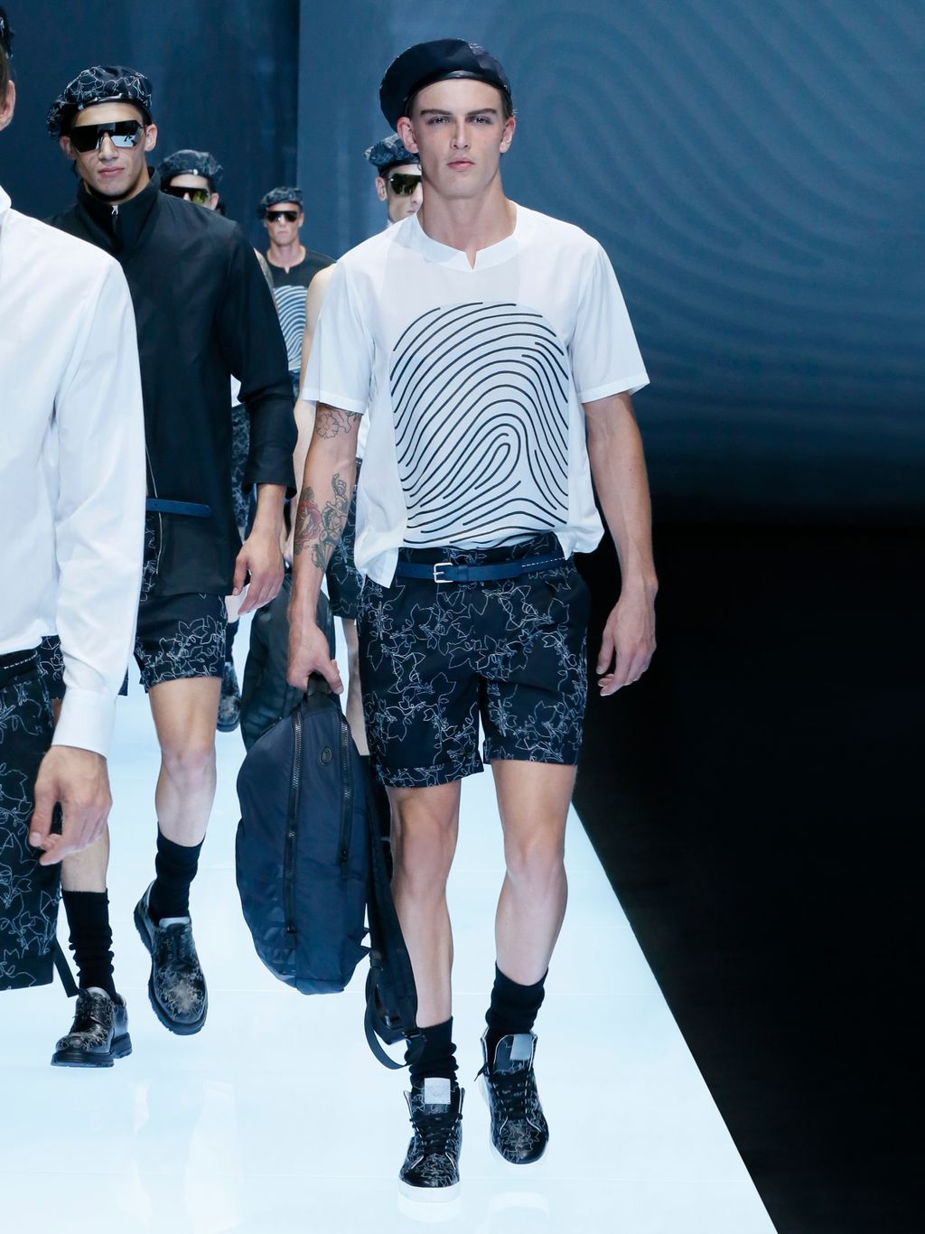 Fashion Week Milan Spring/Summer 2017 look 81 from the Emporio Armani collection 男装