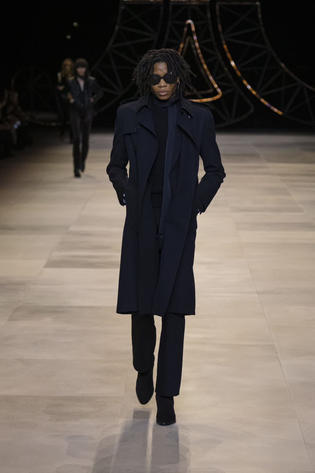 Fashion Week Paris Fall/Winter 2020 look 81 from the Celine collection 女装