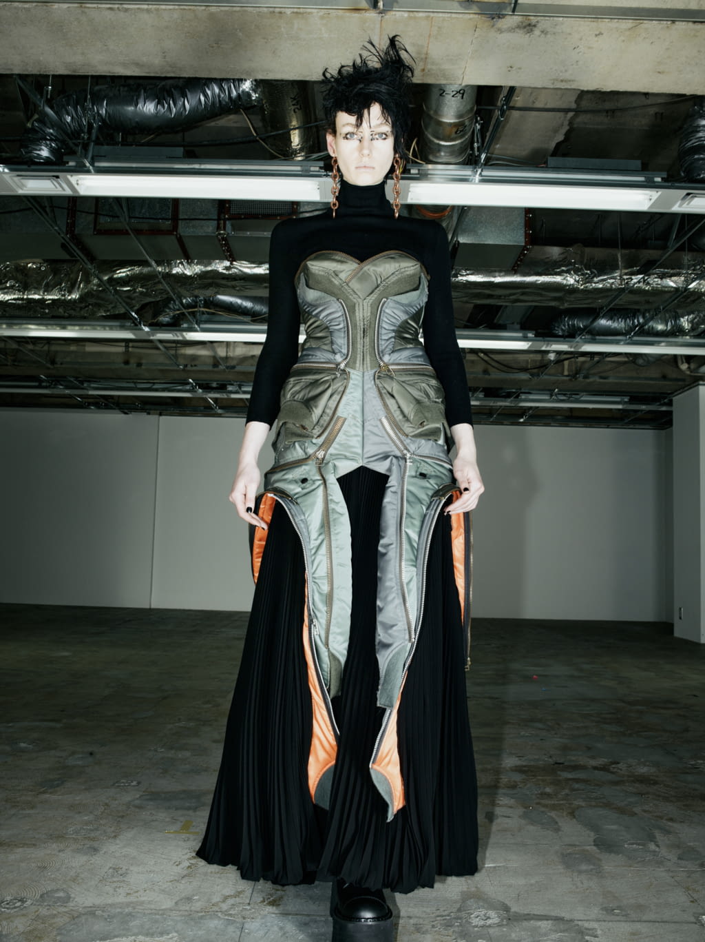 Fashion Week Paris Fall/Winter 2022 look 16 from the Junya Watanabe collection womenswear