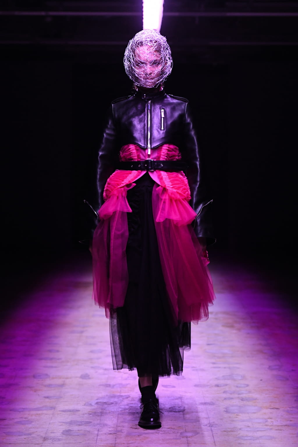 Fashion Week Paris Fall/Winter 2022 look 14 from the Noir Kei Ninomiya collection 女装