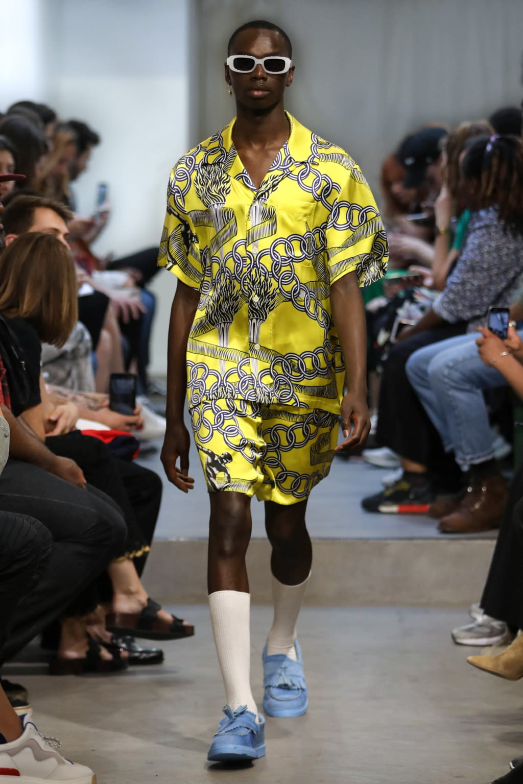 Fashion Week Paris Spring/Summer 2020 look 8 from the Bluemarble collection menswear