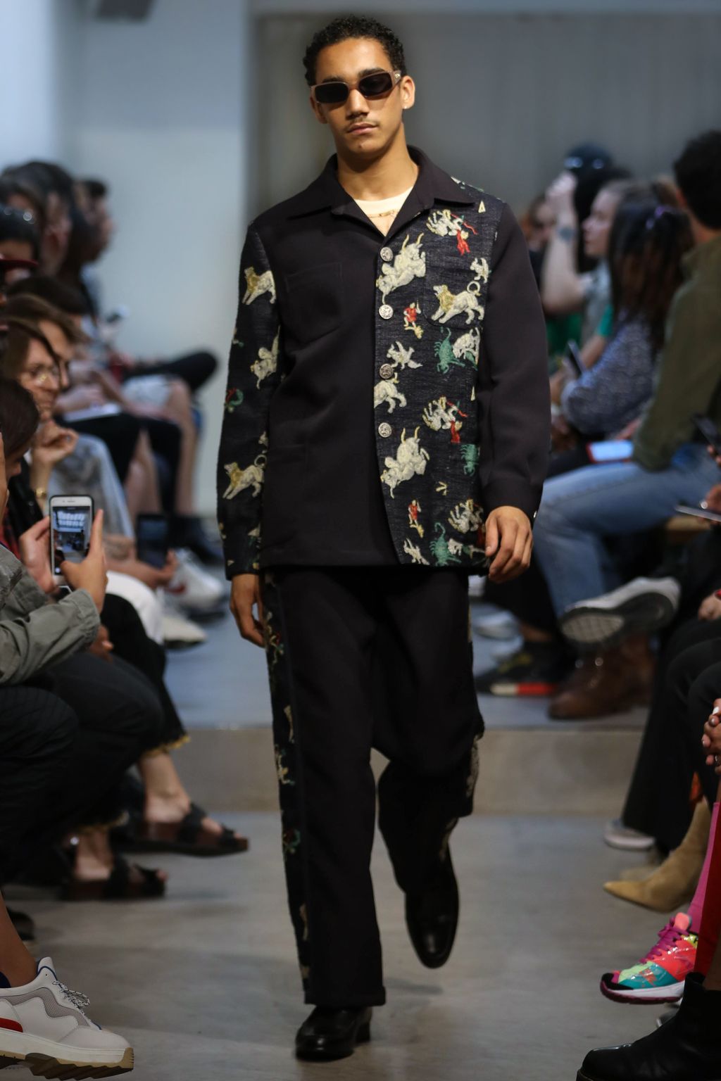 Fashion Week Paris Spring/Summer 2020 look 16 from the Bluemarble collection menswear
