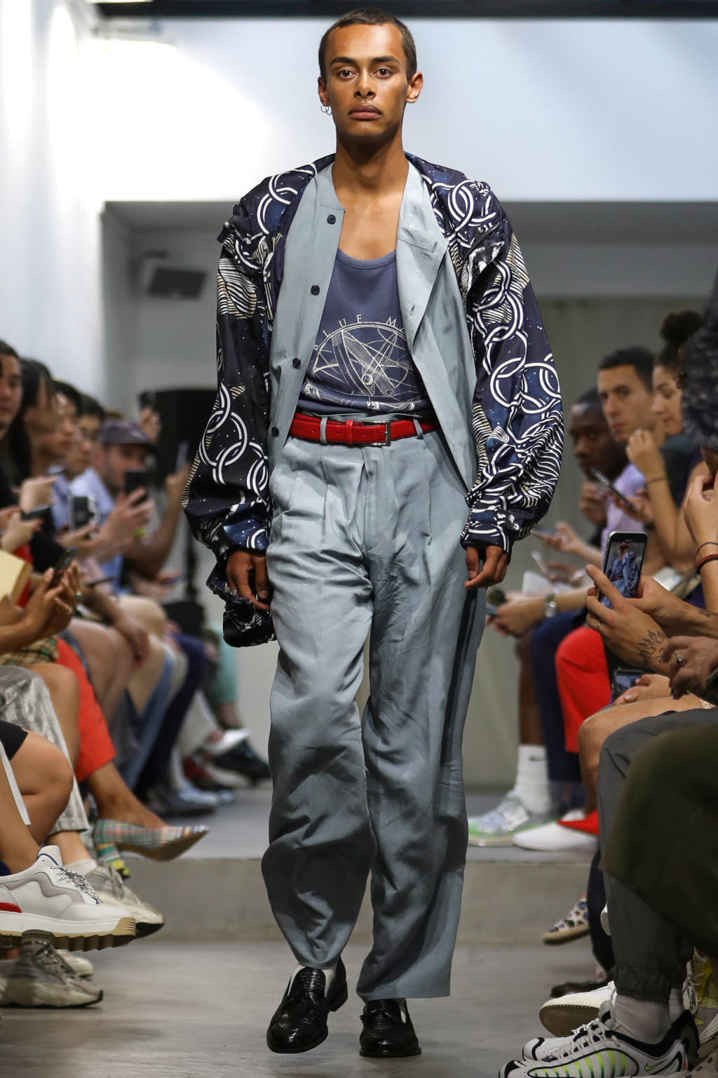 Fashion Week Paris Spring/Summer 2020 look 15 from the Bluemarble collection menswear