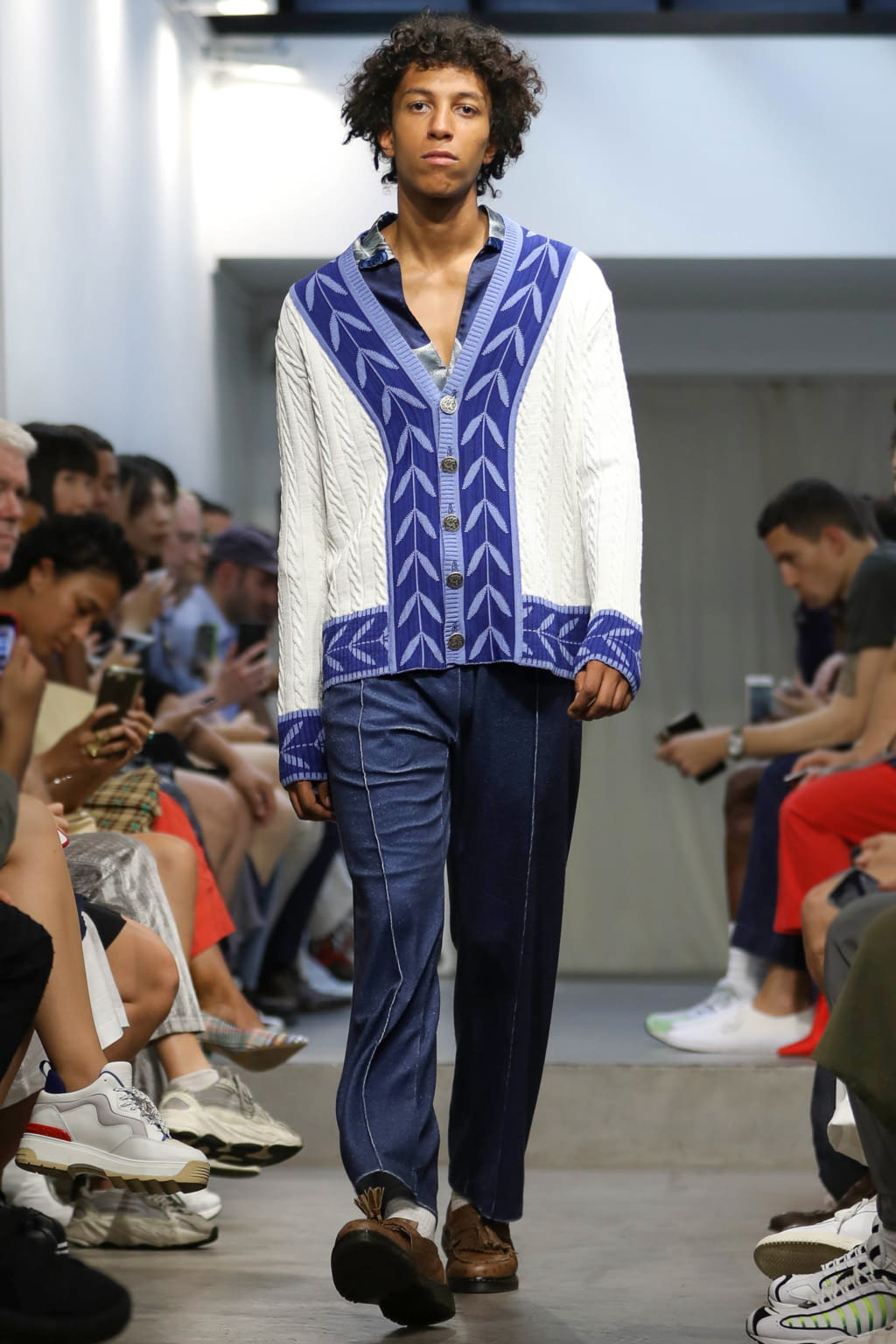 Fashion Week Paris Spring/Summer 2020 look 19 from the Bluemarble collection menswear