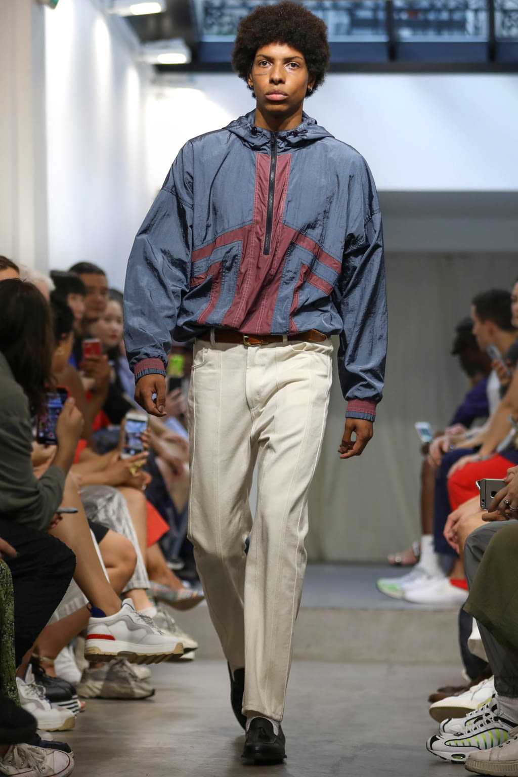 Fashion Week Paris Spring/Summer 2020 look 23 from the Bluemarble collection 男装