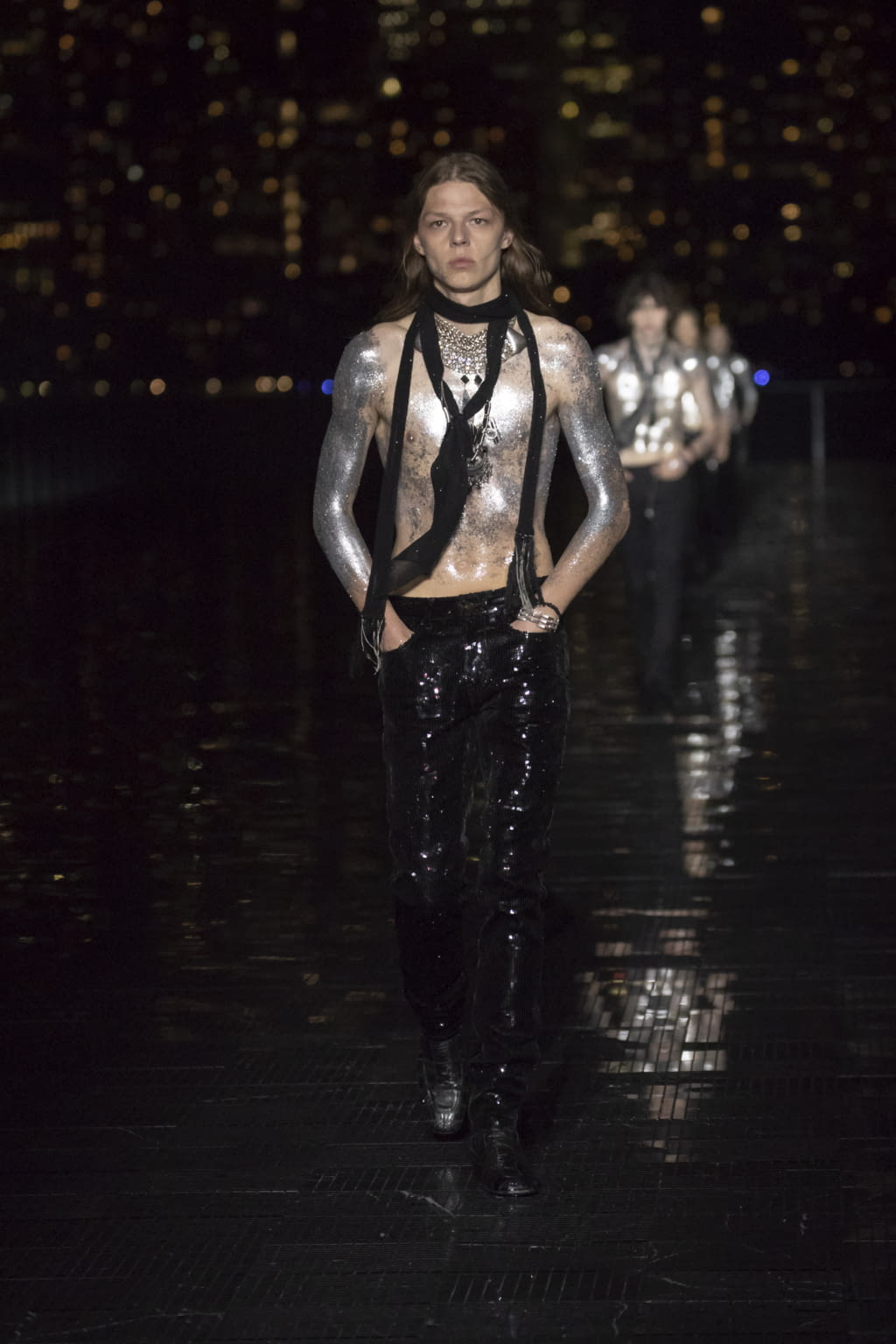Fashion Week New York Spring/Summer 2019 look 84 de la collection Saint Laurent menswear