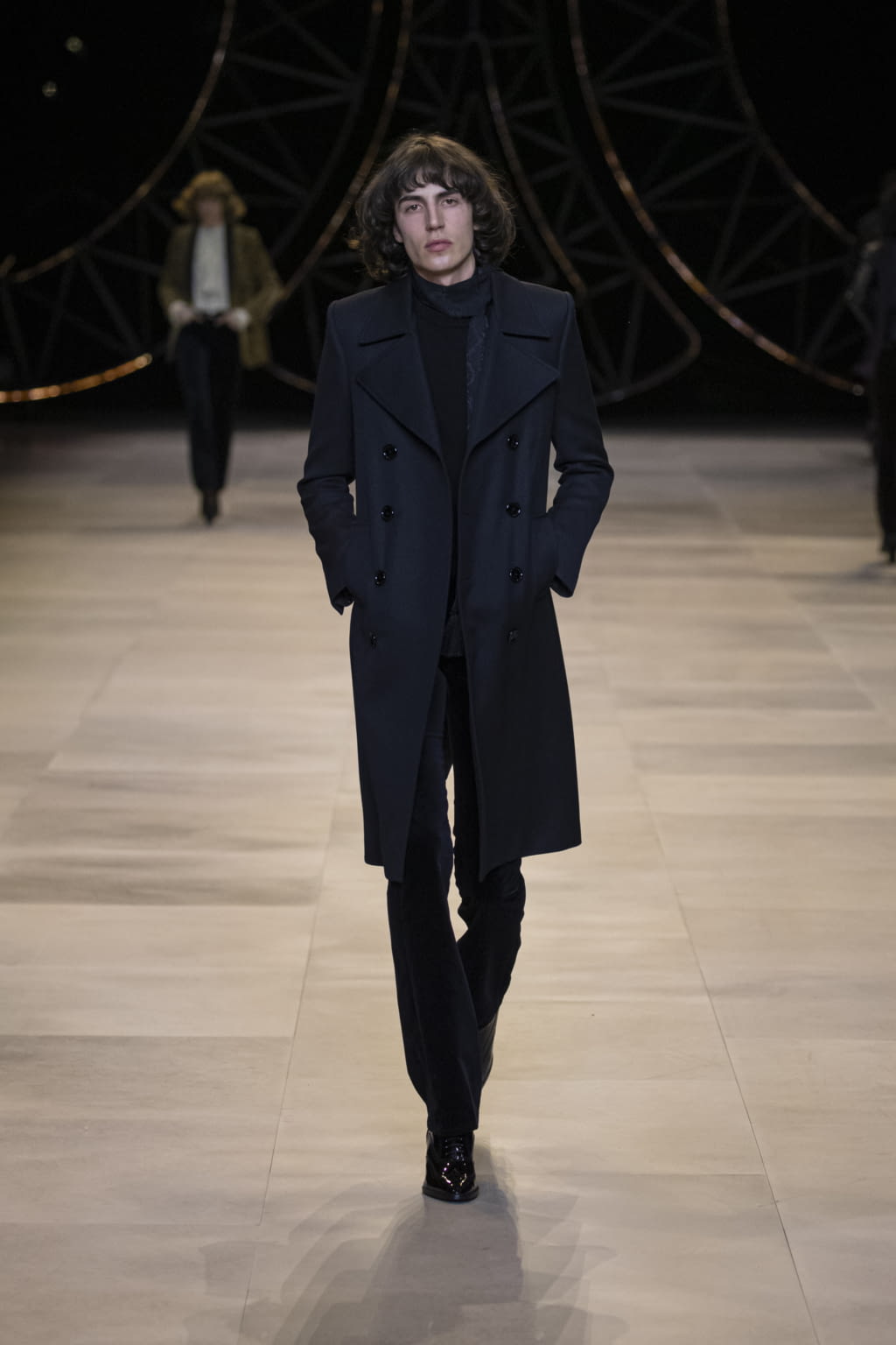 Fashion Week Paris Fall/Winter 2020 look 84 from the Celine collection womenswear