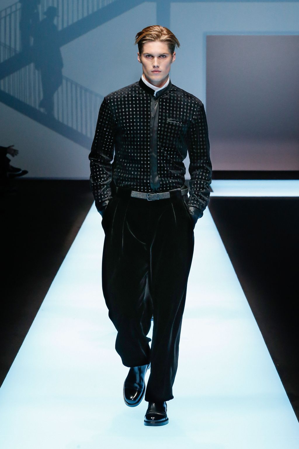 Fashion Week Milan Fall/Winter 2017 look 85 from the Emporio Armani collection menswear