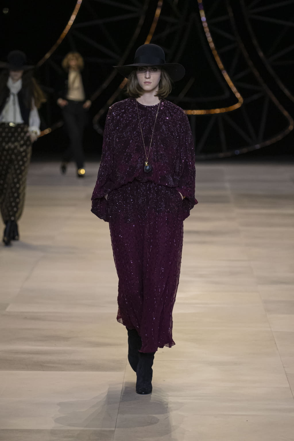 Fashion Week Paris Fall/Winter 2020 look 97 from the Celine collection womenswear