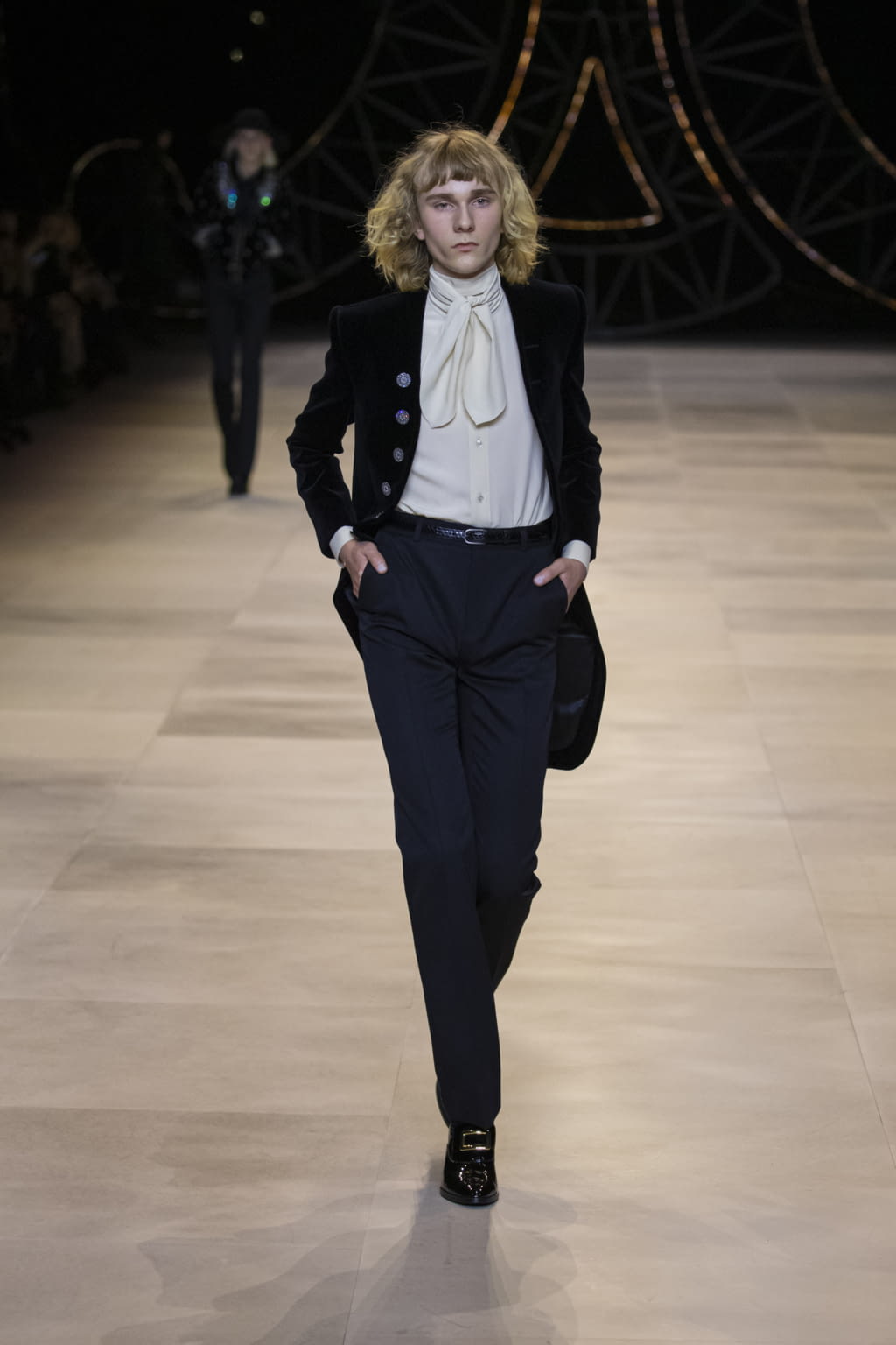 Fashion Week Paris Fall/Winter 2020 look 99 from the Celine collection womenswear