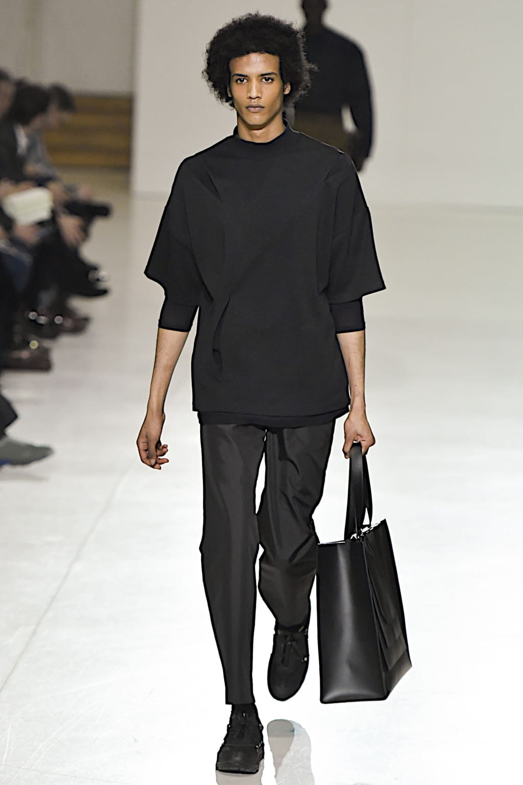 Fashion Week Milan Fall/Winter 2020 look 38 from the A Cold Wall collection 男装