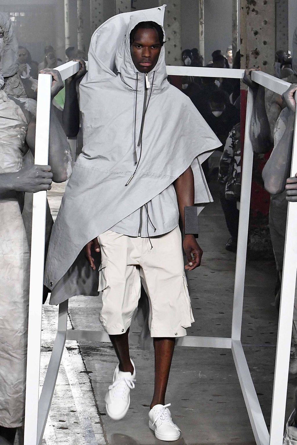 Fashion Week London Spring/Summer 2019 look 8 from the A Cold Wall collection menswear