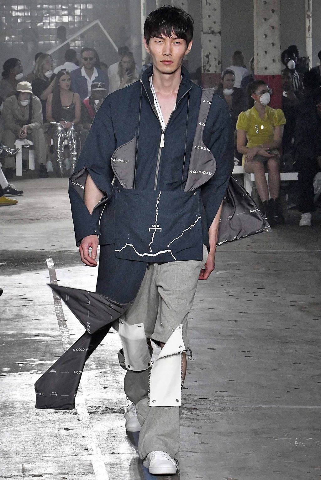 Fashion Week London Spring/Summer 2019 look 13 from the A Cold Wall collection menswear