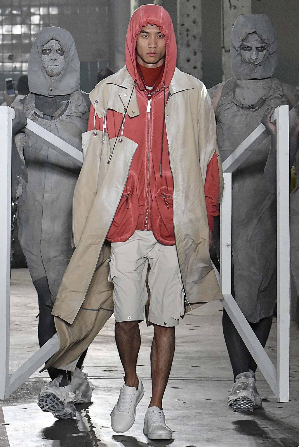 Fashion Week London Spring/Summer 2019 look 24 from the A Cold Wall collection menswear
