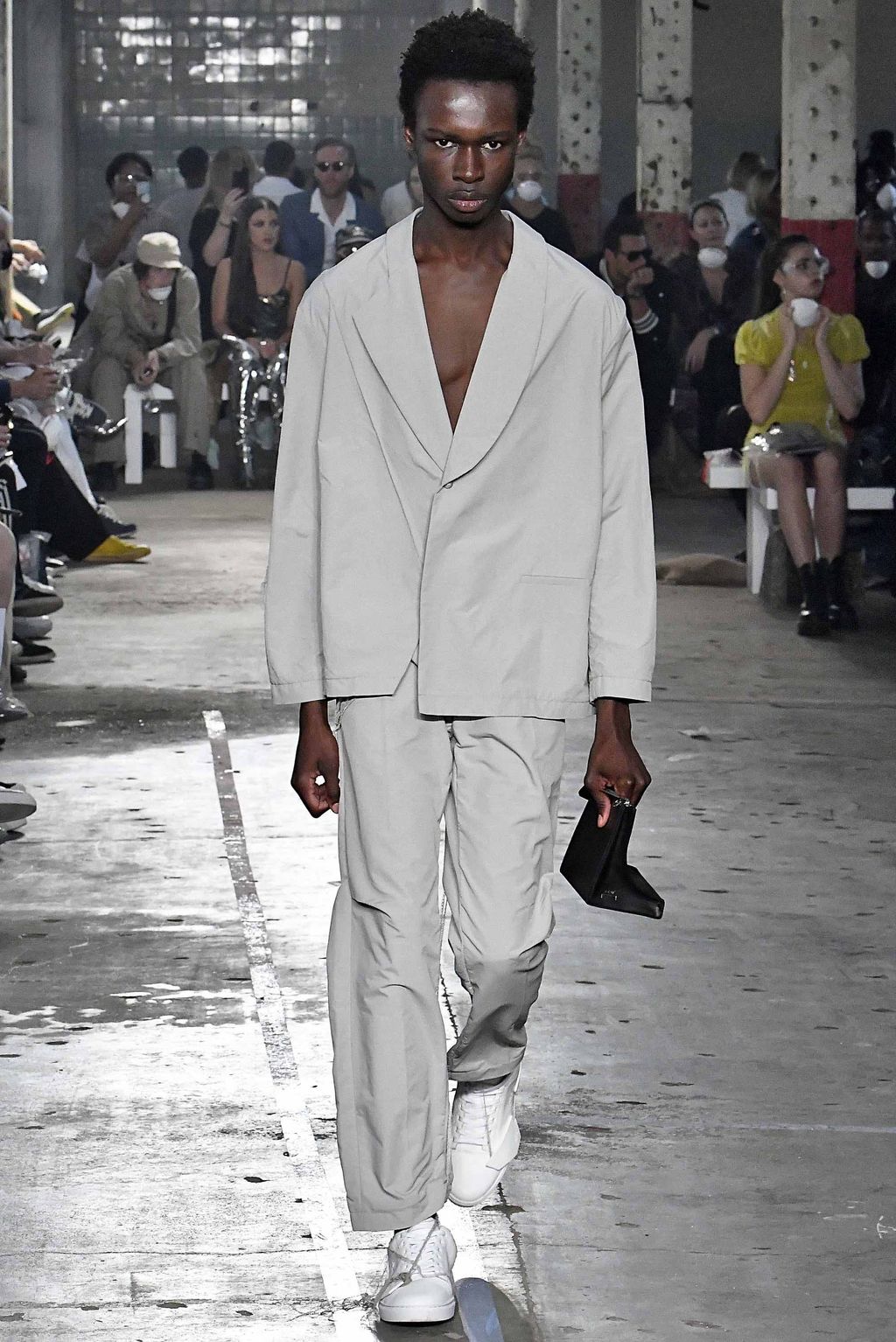 Fashion Week London Spring/Summer 2019 look 27 from the A Cold Wall collection menswear