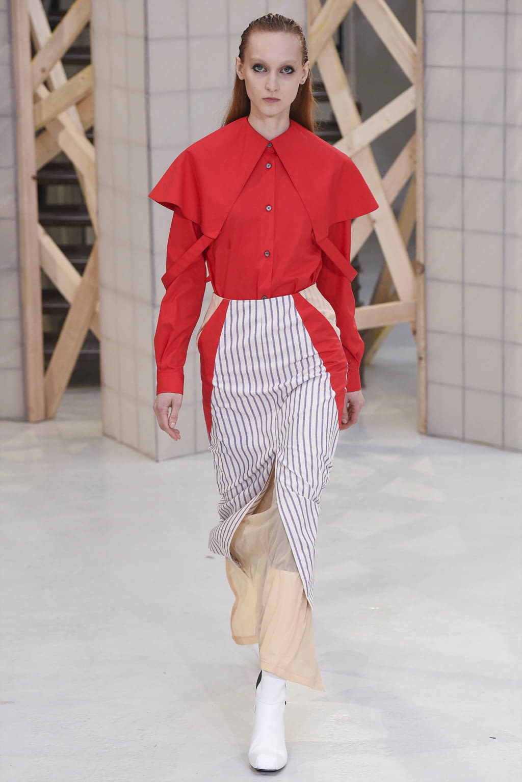 Fashion Week Paris Fall/Winter 2017 look 30 from the Aalto collection womenswear