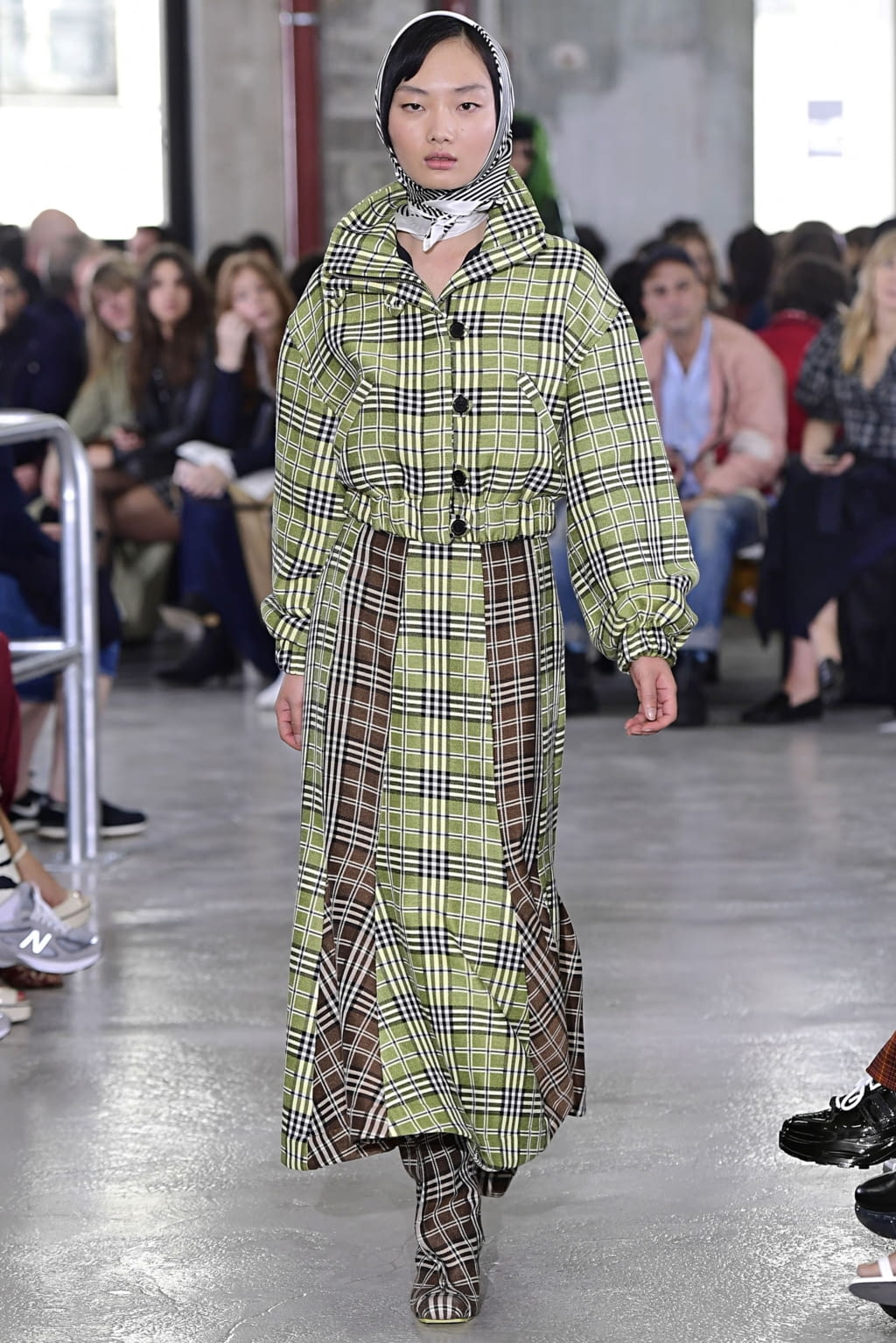Fashion Week Paris Fall/Winter 2019 look 2 from the Aalto collection womenswear