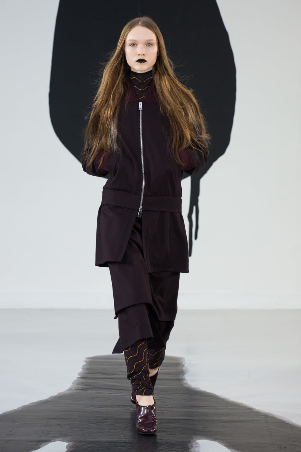 Fashion Week Paris Fall/Winter 2016 look 3 from the Aalto collection 女装