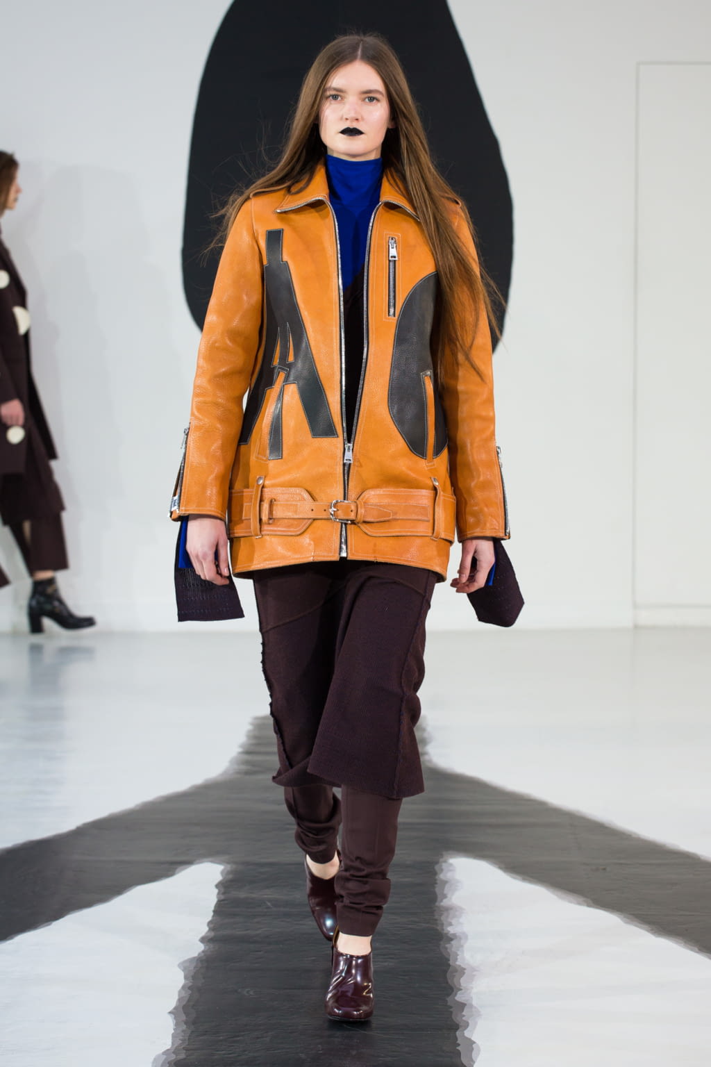 Fashion Week Paris Fall/Winter 2016 look 8 from the Aalto collection 女装