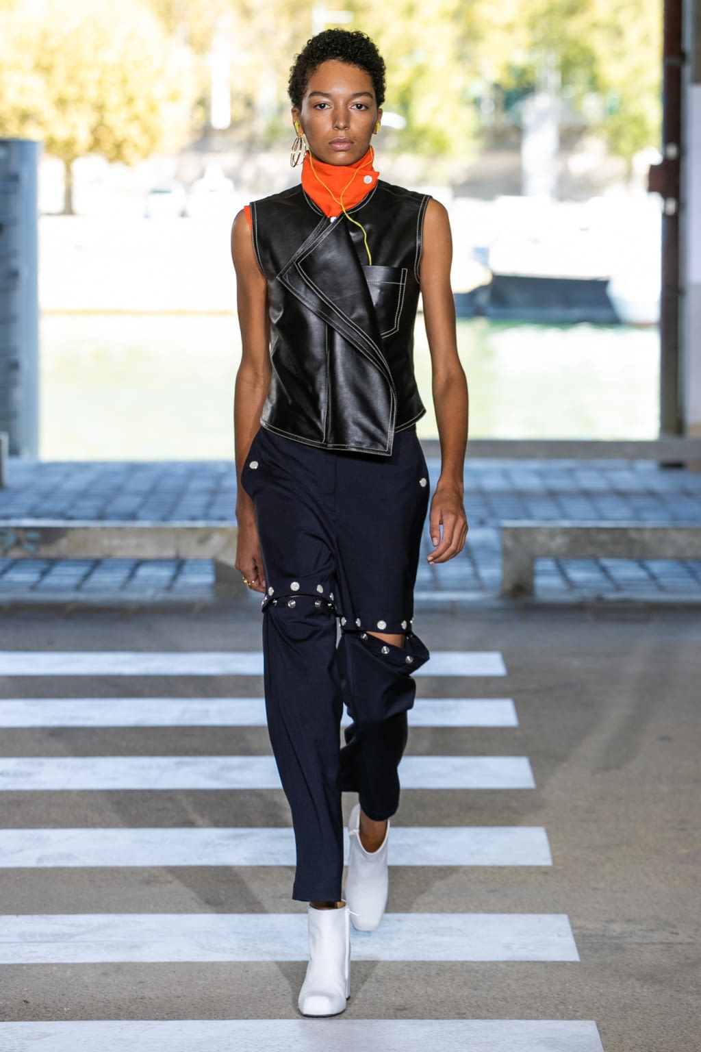Fashion Week Paris Spring/Summer 2019 look 14 from the Aalto collection 女装