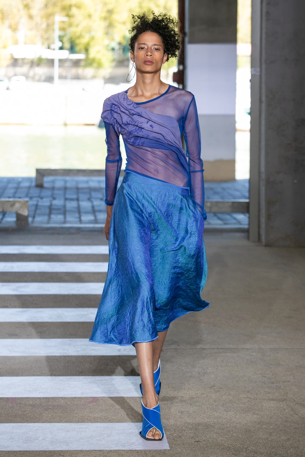 Fashion Week Paris Spring/Summer 2019 look 21 from the Aalto collection 女装