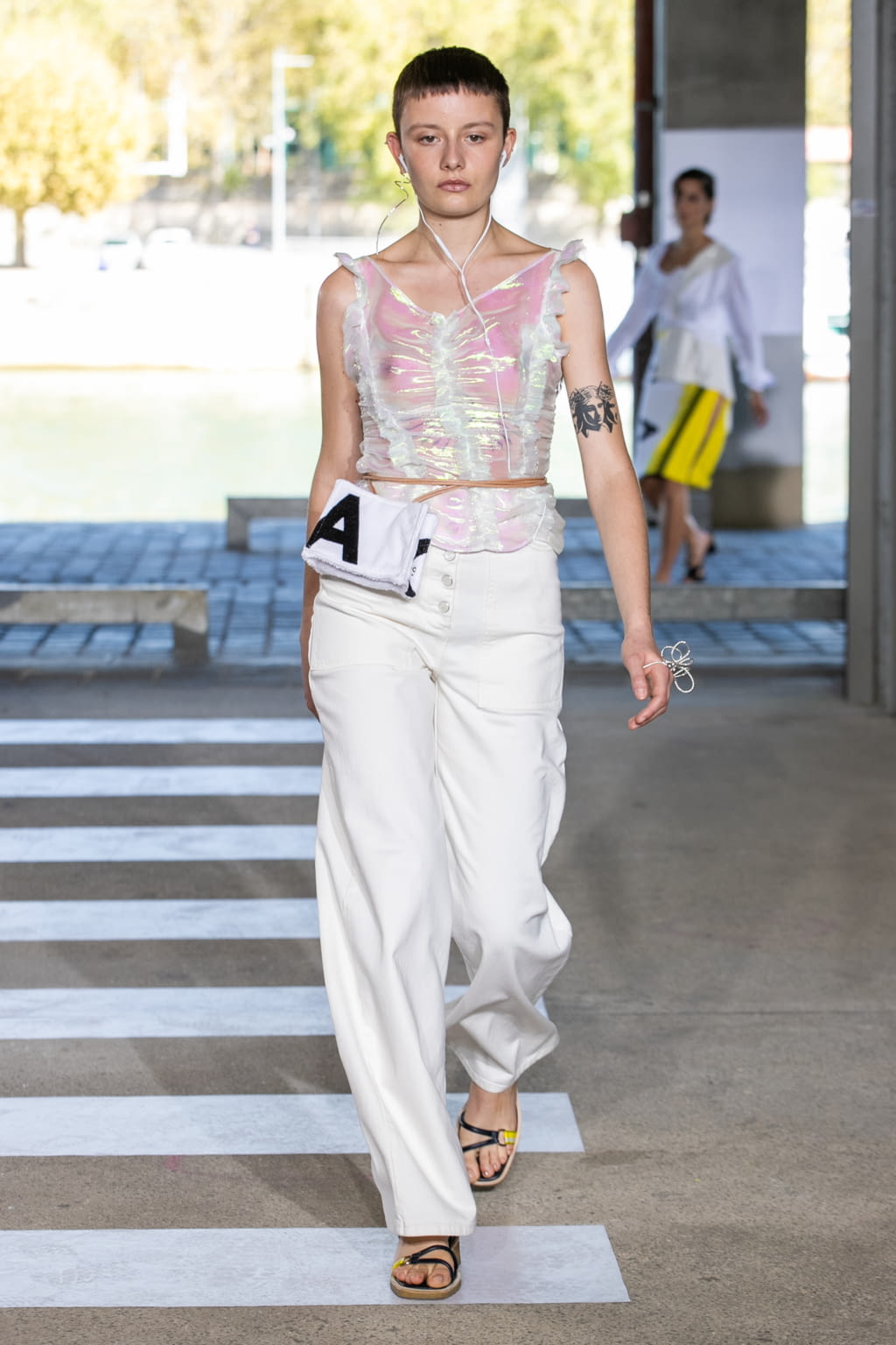 Fashion Week Paris Spring/Summer 2019 look 9 from the Aalto collection womenswear
