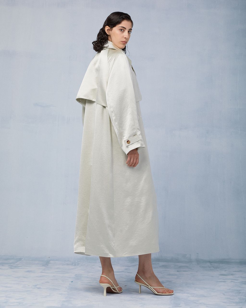 Fashion Week Paris Resort 2024 look 11 from the Abadia - Saudi 100 collection 女装