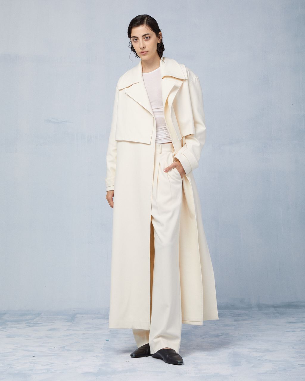 Fashion Week Paris Resort 2024 look 13 from the Abadia - Saudi 100 collection 女装