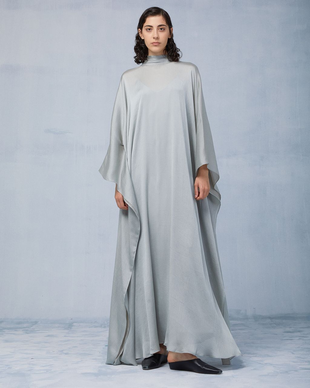 Fashion Week Paris Resort 2024 look 15 from the Abadia - Saudi 100 collection womenswear