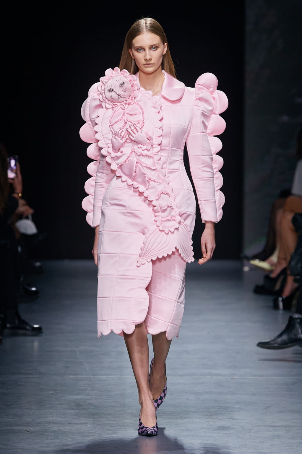 Fashion Week Milan Fall/Winter 2022 look 12 from the BUDAPEST SELECT collection 女装