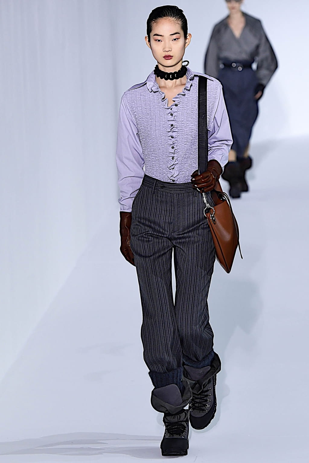 Fashion Week Paris Fall/Winter 2019 look 14 from the Acne Studios collection womenswear