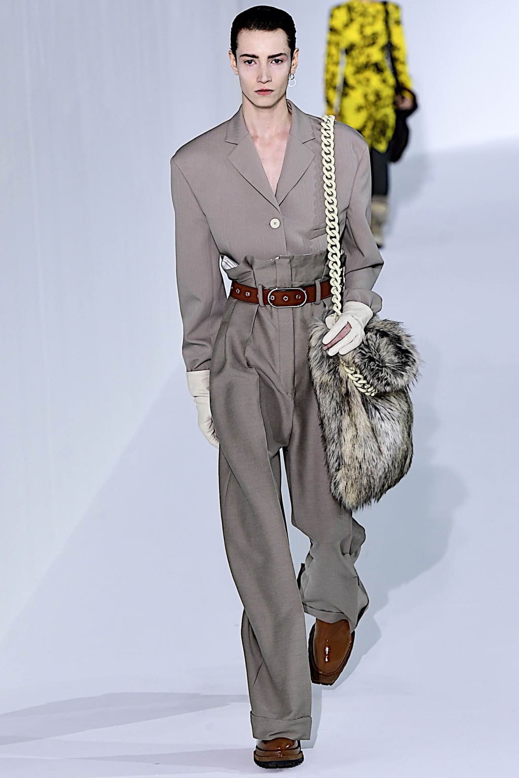 Fashion Week Paris Fall/Winter 2019 look 27 from the Acne Studios collection 女装