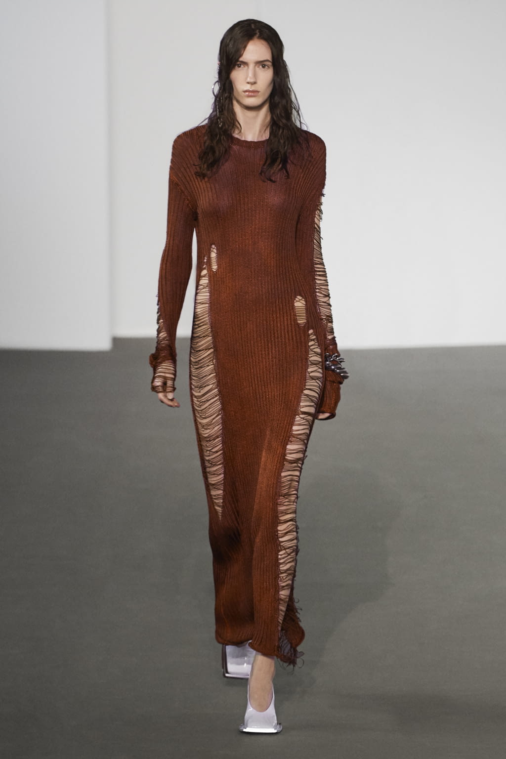 Fashion Week Paris Fall/Winter 2020 look 8 from the Acne Studios collection womenswear
