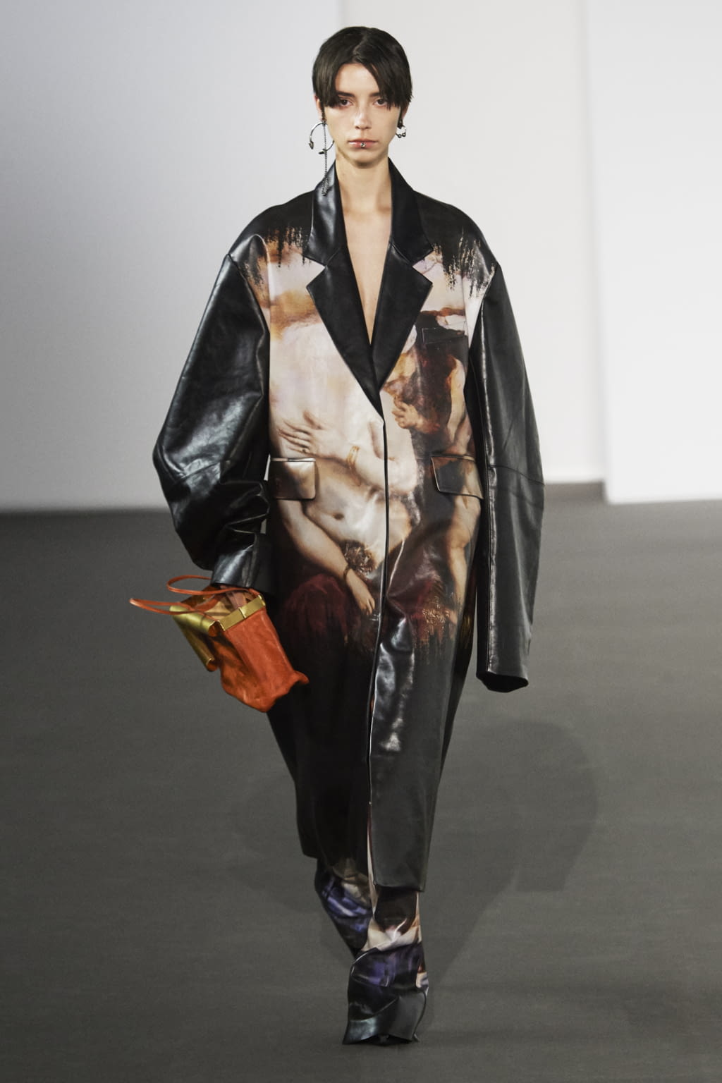 Fashion Week Paris Fall/Winter 2020 look 16 from the Acne Studios collection womenswear