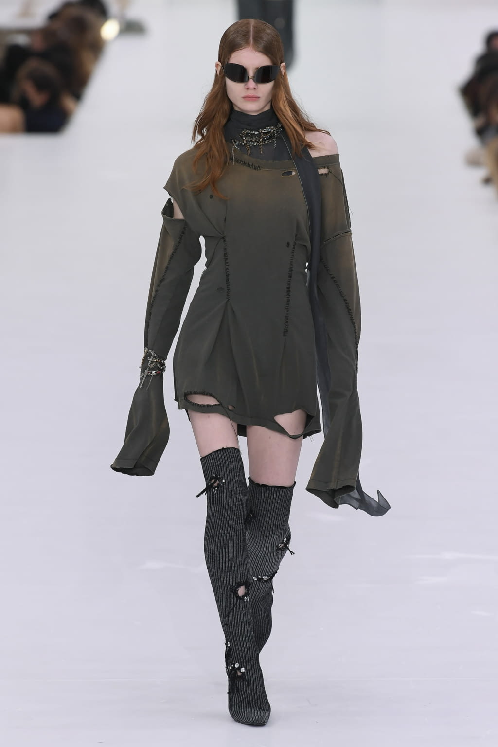 Fashion Week Paris Fall/Winter 2022 look 35 from the Acne Studios collection 女装