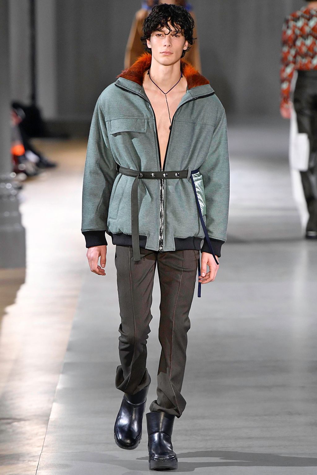 Fashion Week Paris Fall/Winter 2019 look 8 from the Acne Studios collection 男装