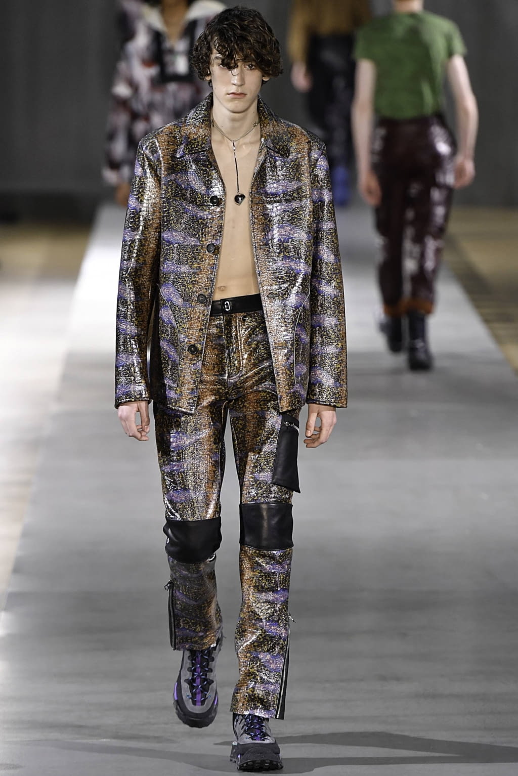 Fashion Week Paris Fall/Winter 2019 look 12 from the Acne Studios collection menswear