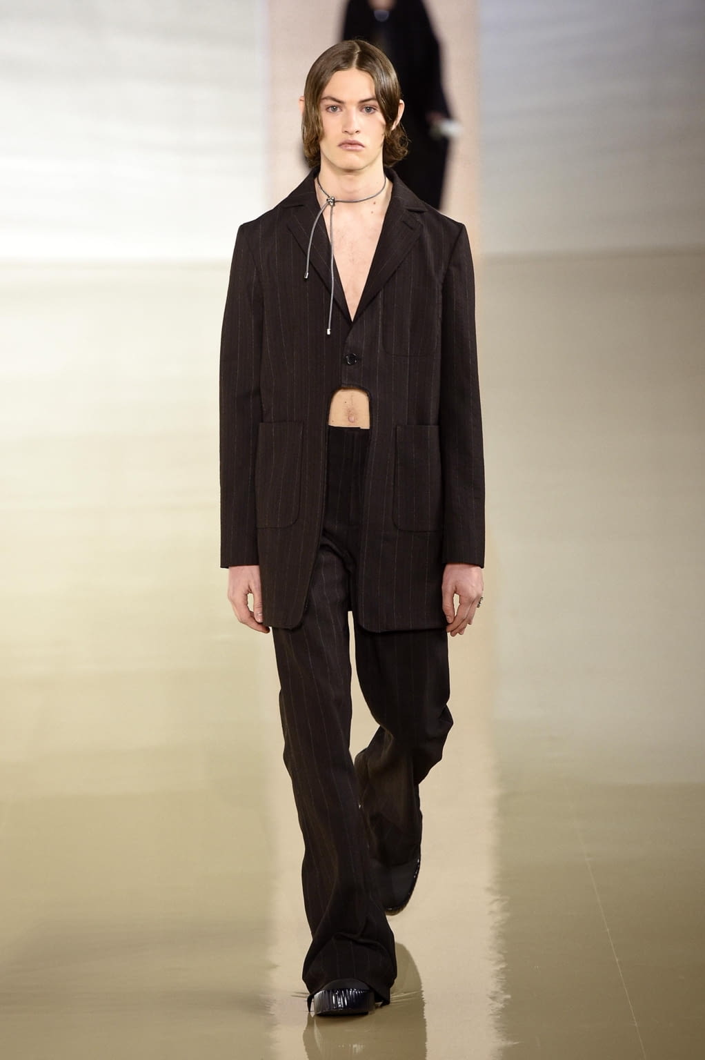 Fashion Week Paris Fall/Winter 2020 look 18 from the Acne Studios collection 男装