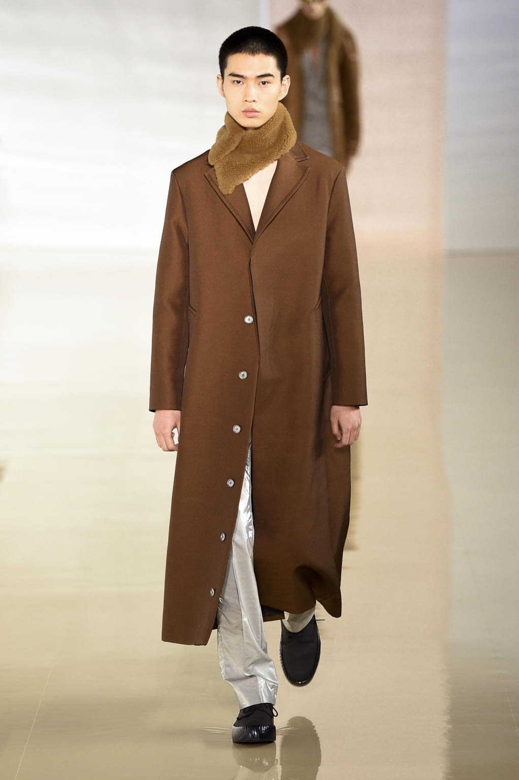 Fashion Week Paris Fall/Winter 2020 look 26 from the Acne Studios collection 男装