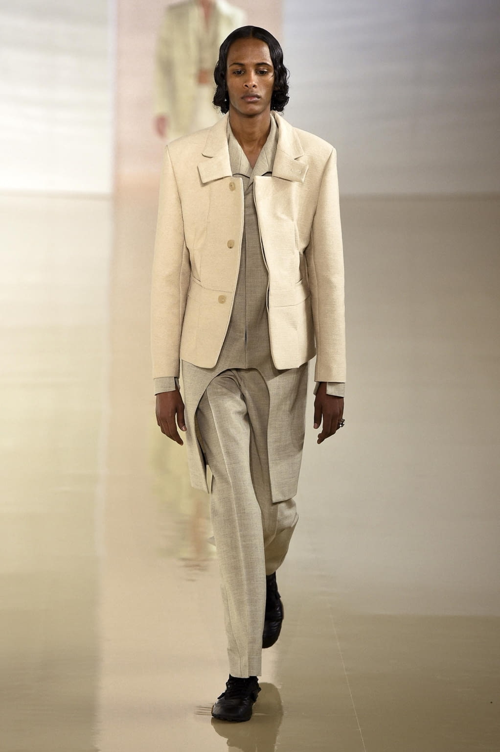 Fashion Week Paris Fall/Winter 2020 look 30 from the Acne Studios collection 男装