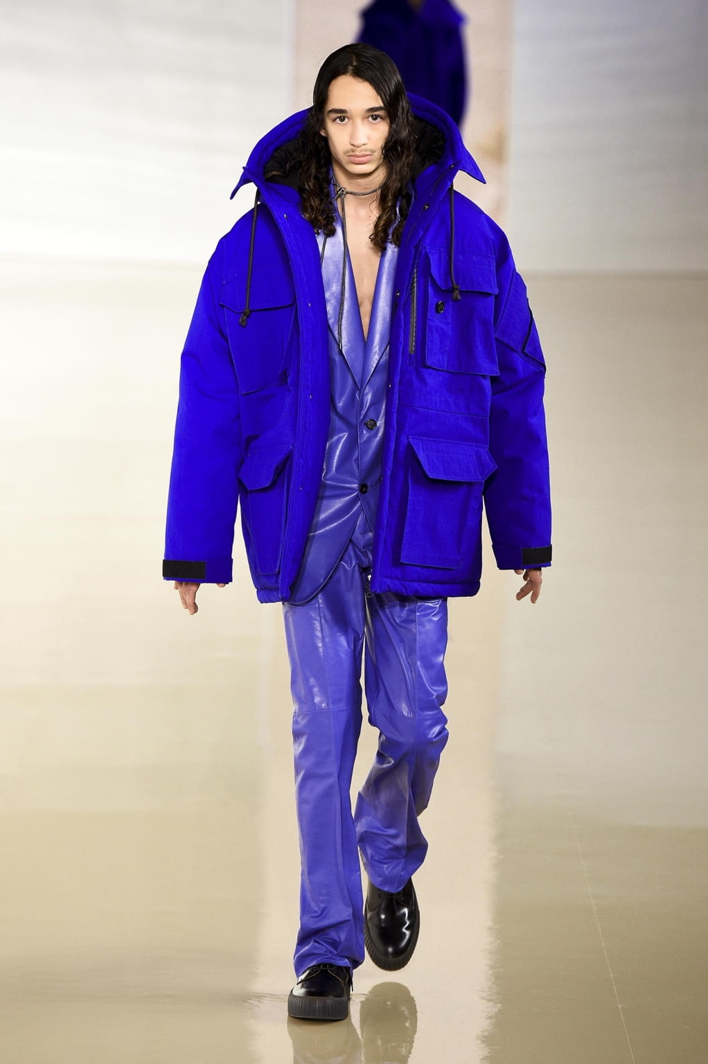 Fashion Week Paris Fall/Winter 2020 look 40 from the Acne Studios collection 男装