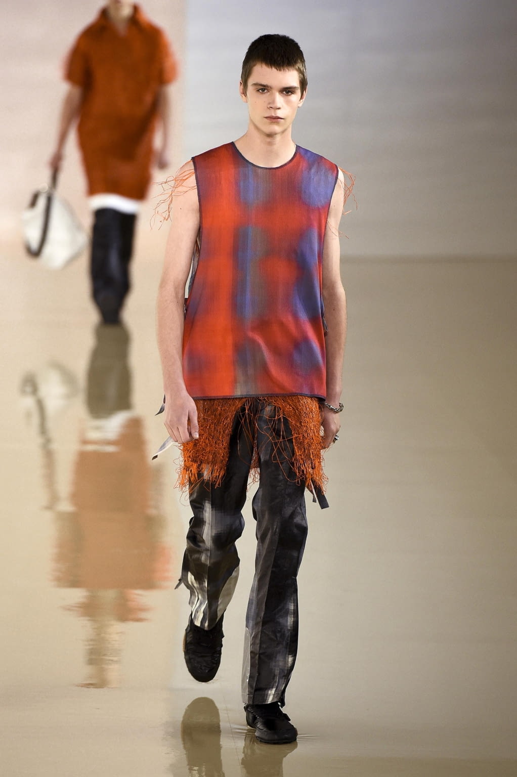 Fashion Week Paris Fall/Winter 2020 look 43 from the Acne Studios collection 男装