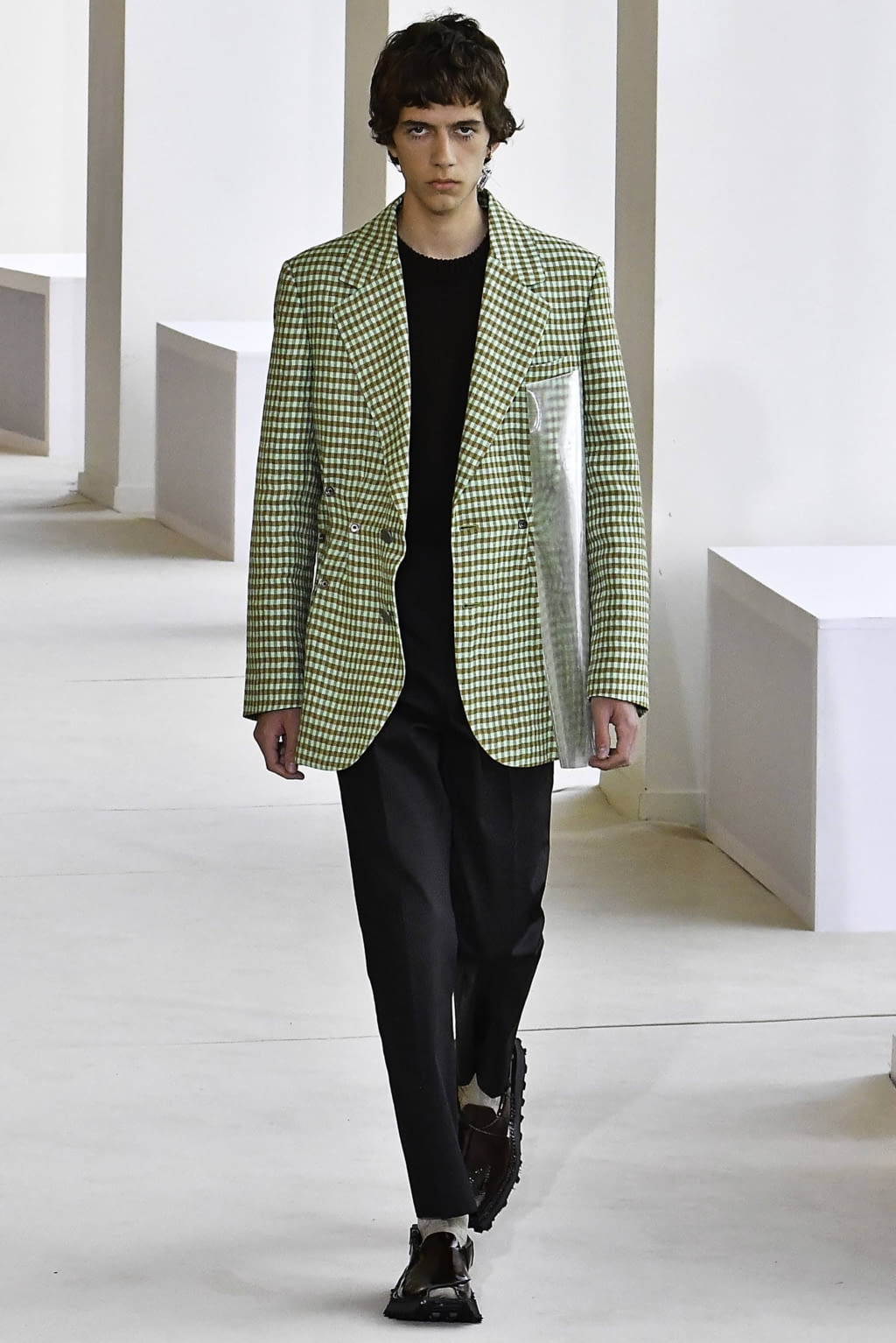Fashion Week Paris Spring/Summer 2020 look 14 from the Acne Studios collection menswear