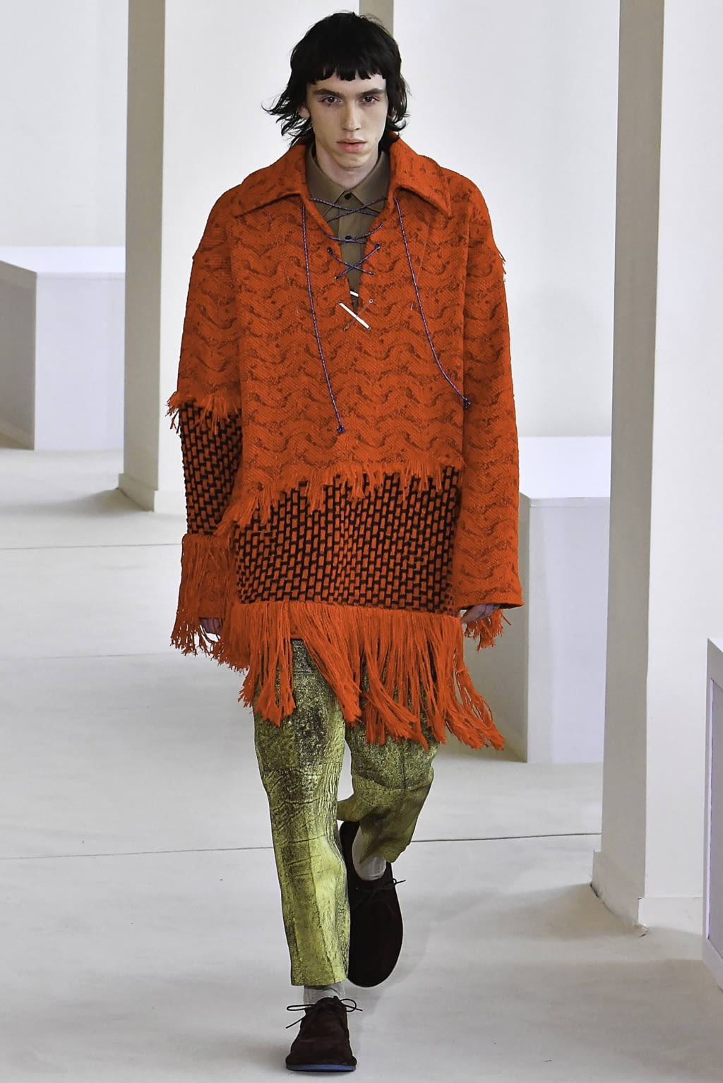 Fashion Week Paris Spring/Summer 2020 look 19 from the Acne Studios collection 男装