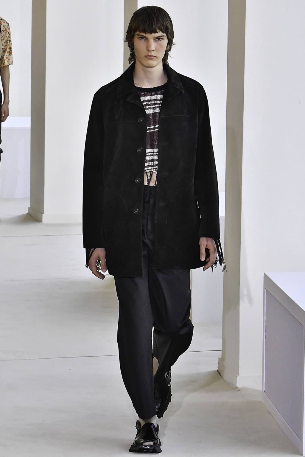 Fashion Week Paris Spring/Summer 2020 look 26 from the Acne Studios collection 男装