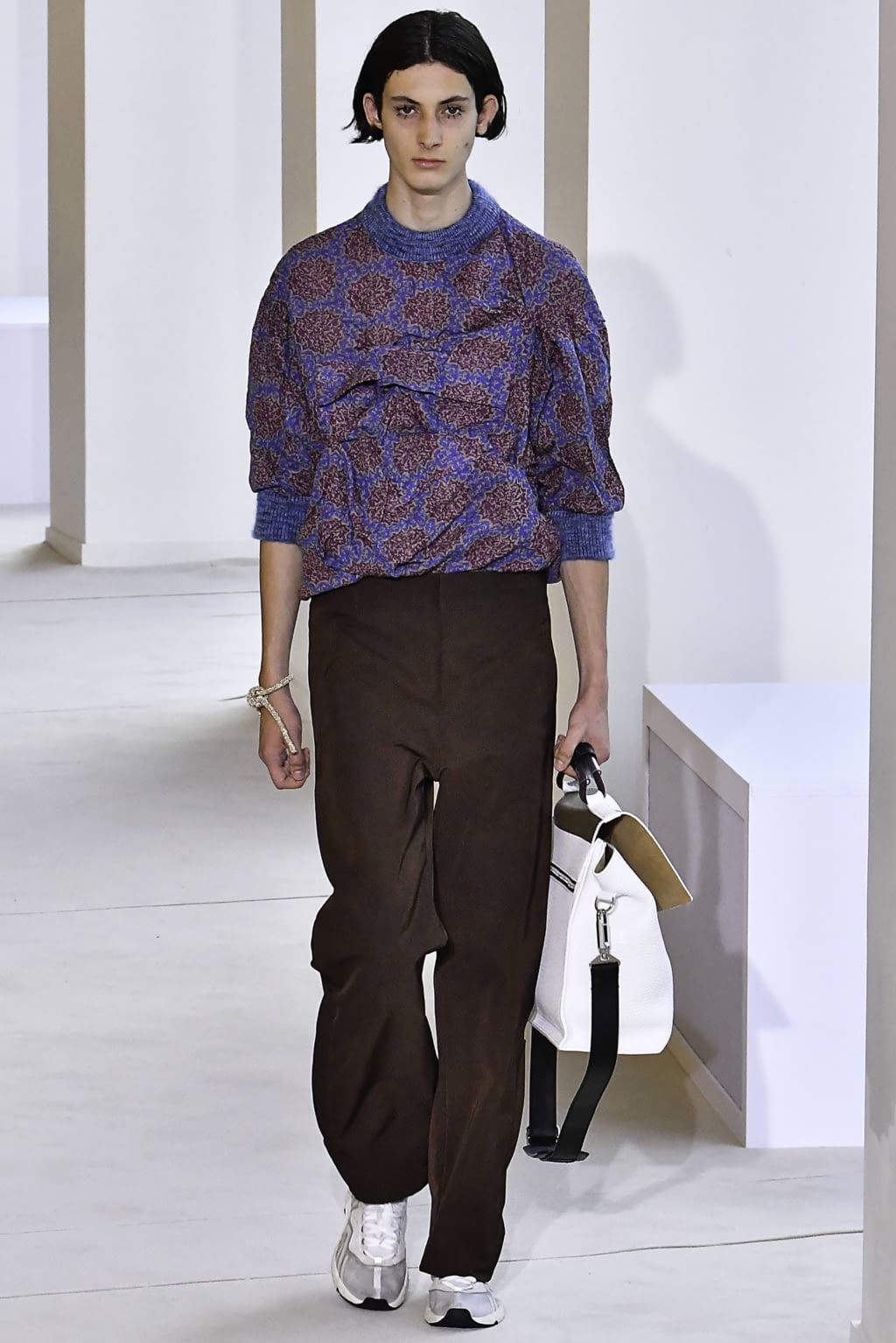 Fashion Week Paris Spring/Summer 2020 look 37 from the Acne Studios collection 男装