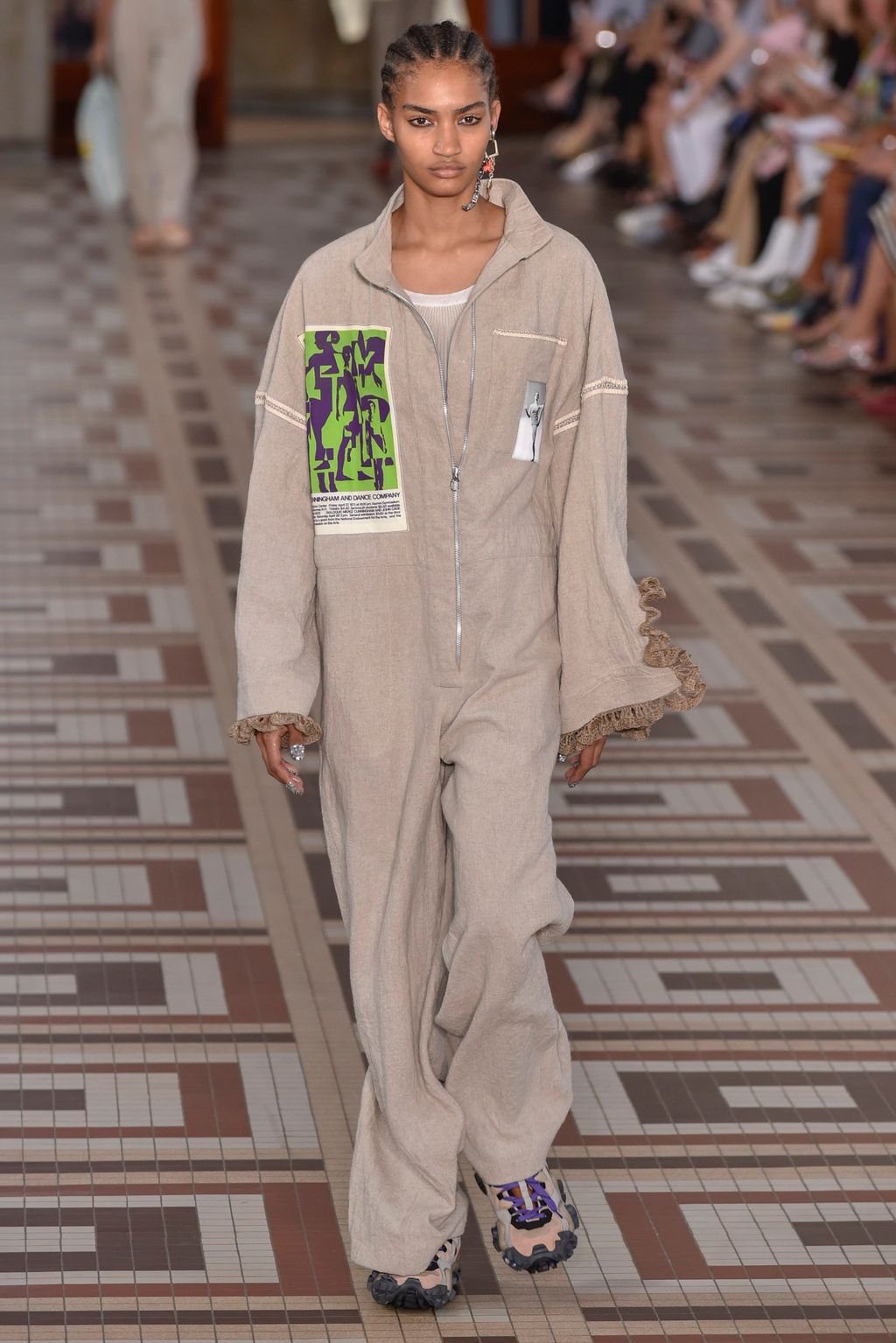 Fashion Week Paris Spring/Summer 2019 look 19 from the Acne Studios collection 女装