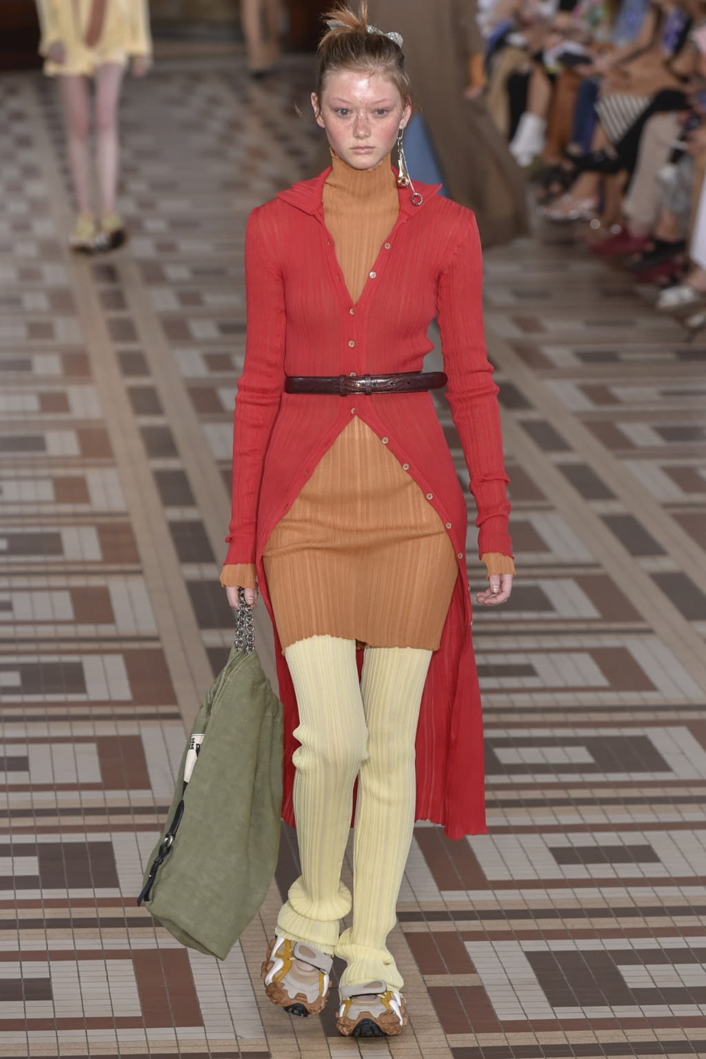 Fashion Week Paris Spring/Summer 2019 look 29 from the Acne Studios collection womenswear