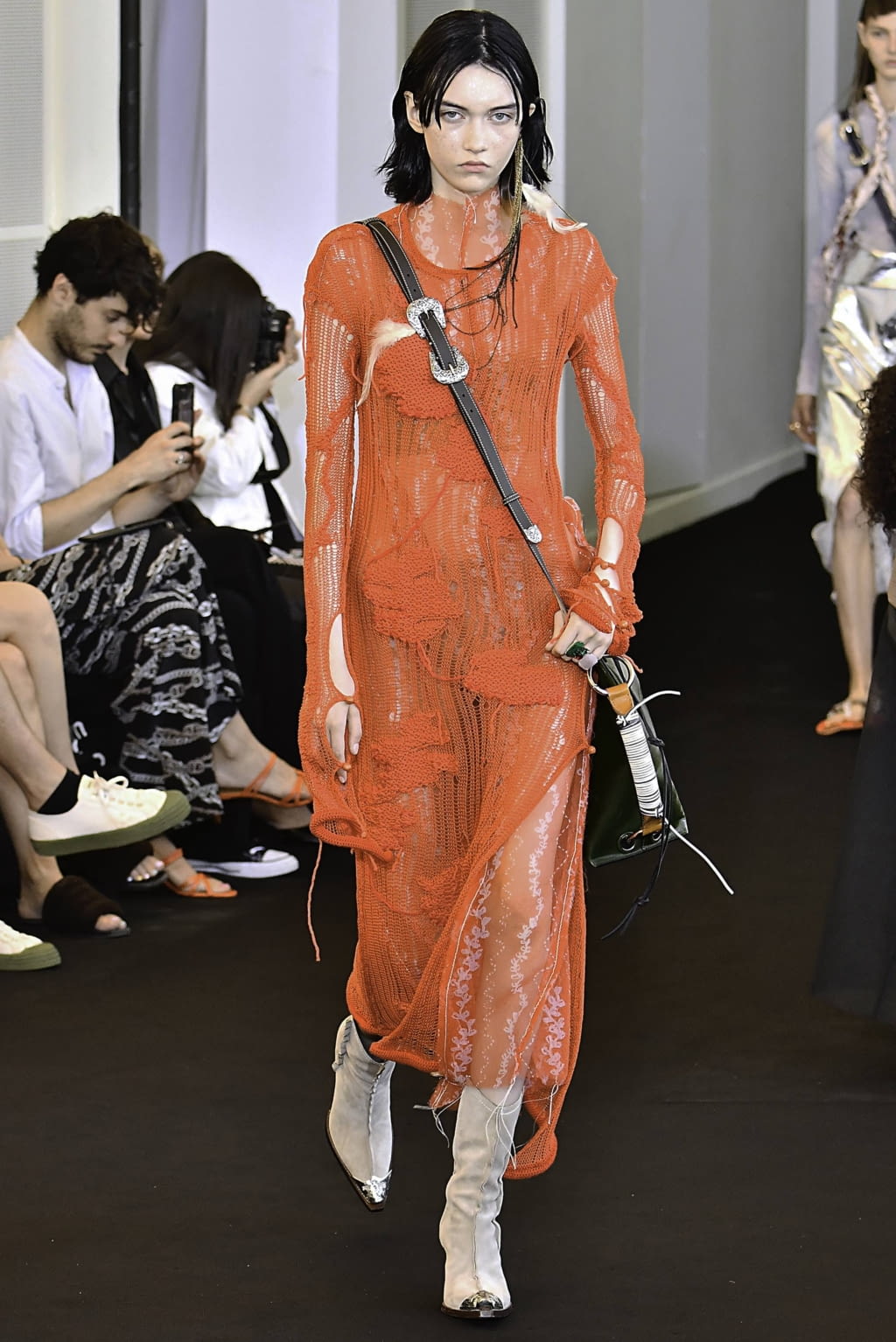 Fashion Week Paris Spring/Summer 2020 look 32 from the Acne Studios collection womenswear