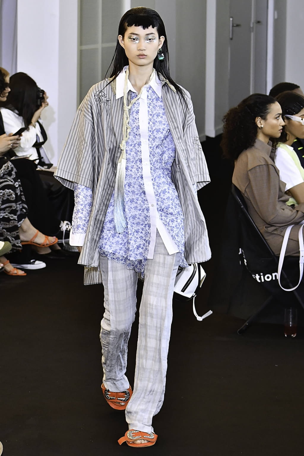 Fashion Week Paris Spring/Summer 2020 look 34 from the Acne Studios collection 女装